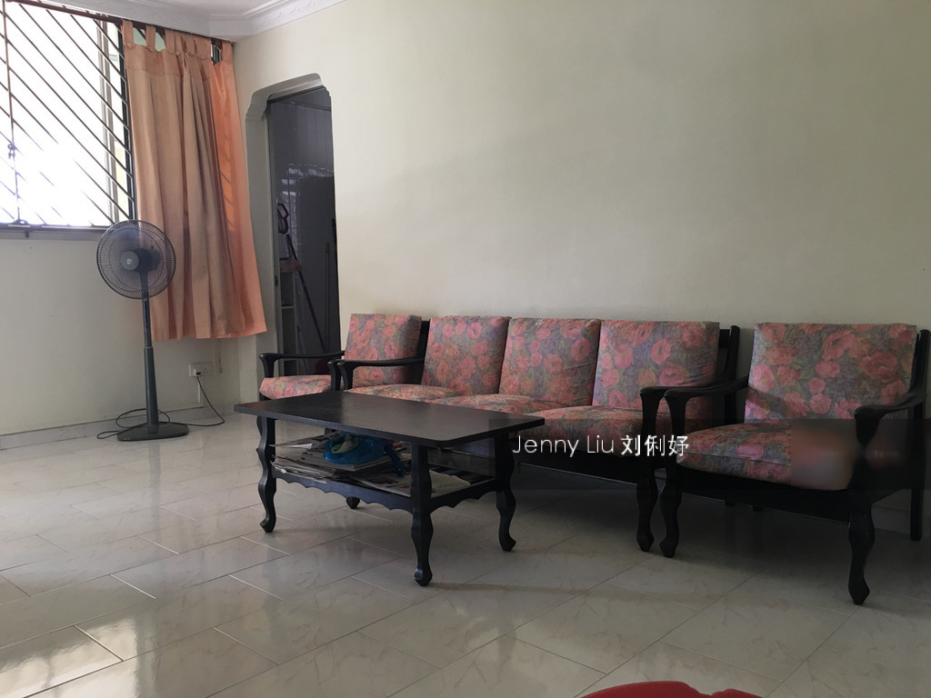 Yishun Avenue 4 thumbnail photo